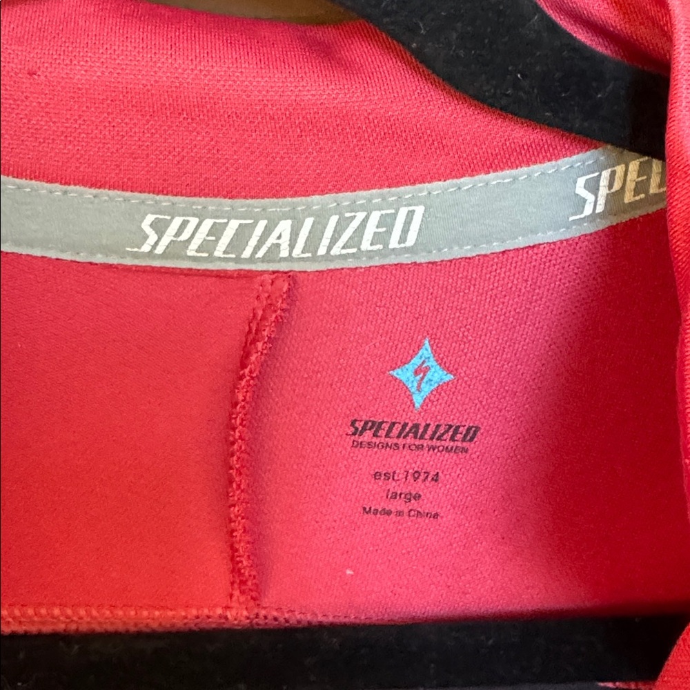 Specialized Women's Salmon and Black Color Cycling Jacket size L - Picture 3 of 4